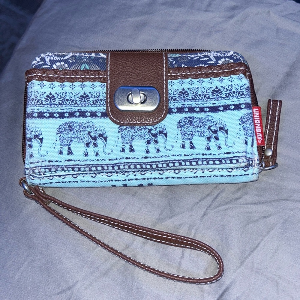 Elephant wallet